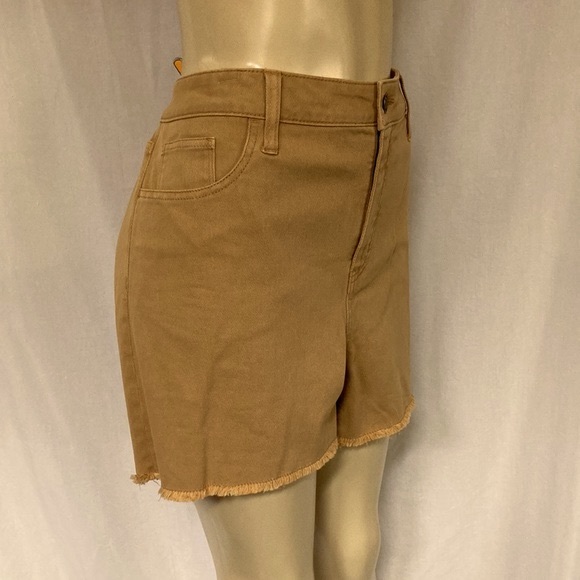 AVA & VIV Jeans Midi Shorts Women’s Size 18W Frayed Hems Golden Color NWOT - Picture 4 of 7
